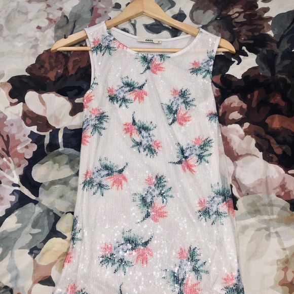 Top - Picture 2 of 3